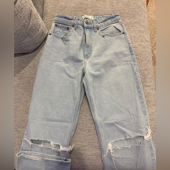 Abercrombie & Fitch Light Blue Boyfriend Jeans - Picture 1 of 3